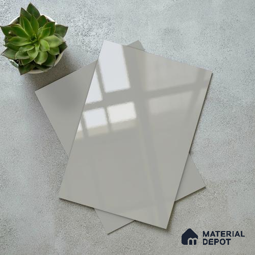 LM 21059 C Steelmist Grey Solid Color Glossy Finish 8 ft x 4 ft Decorative Laminate - 1 mm | Suitable for Living Room, Kitchen, Office