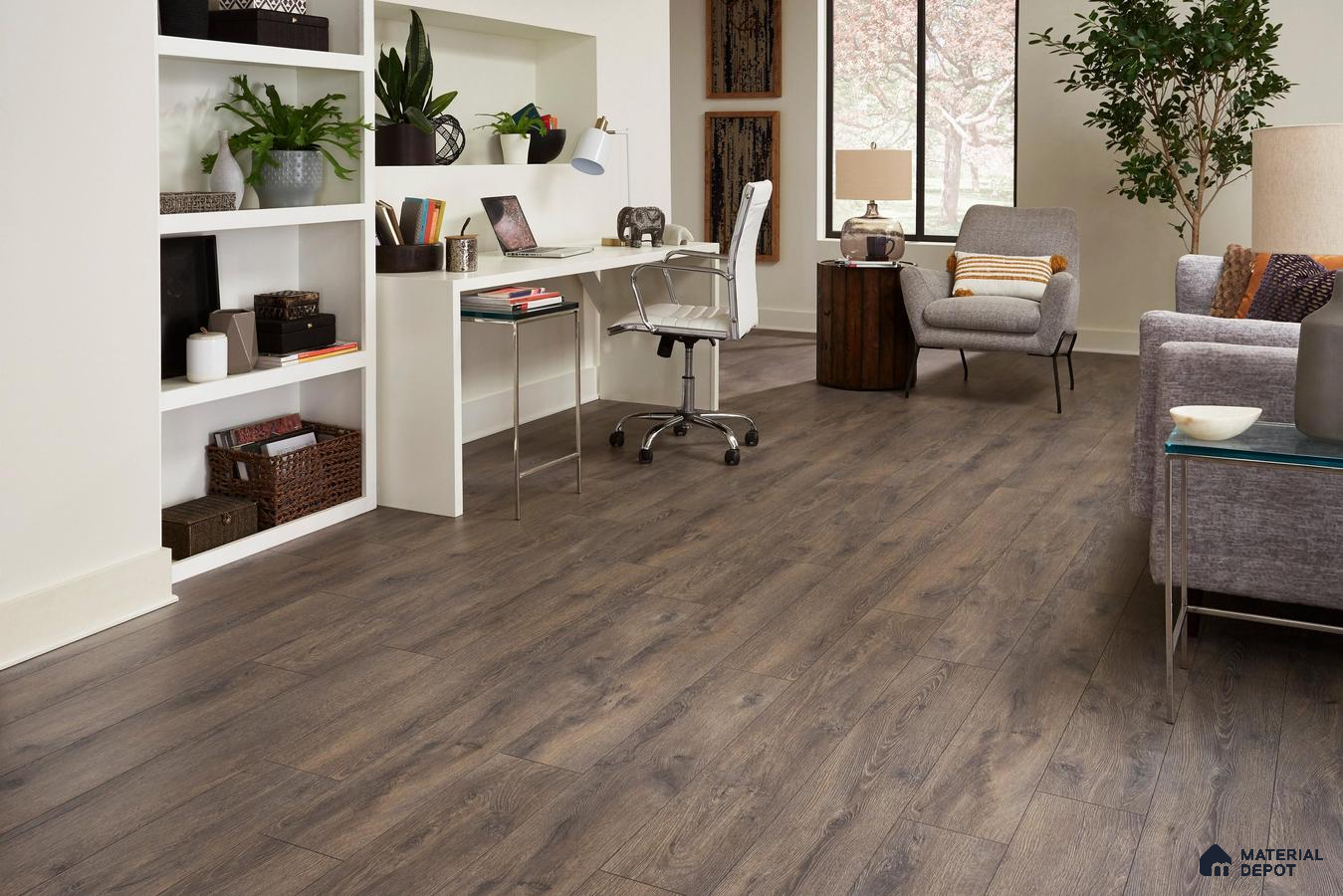 Study room with wenge wooden laminate floor